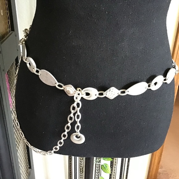 Silver Link and Disc Chain Belt - Metallic Waist Chain - Picture 3 of 8